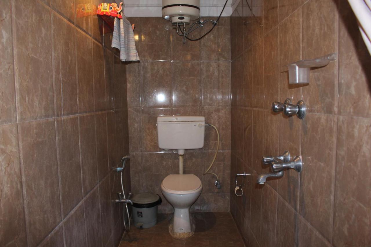 Cozy Inn Varanasi Exterior foto